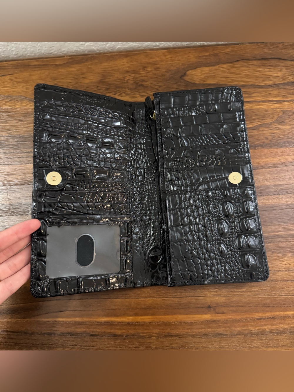 Brahmin Melbourne Croc Embossed Wallet - Picture 3 of 7